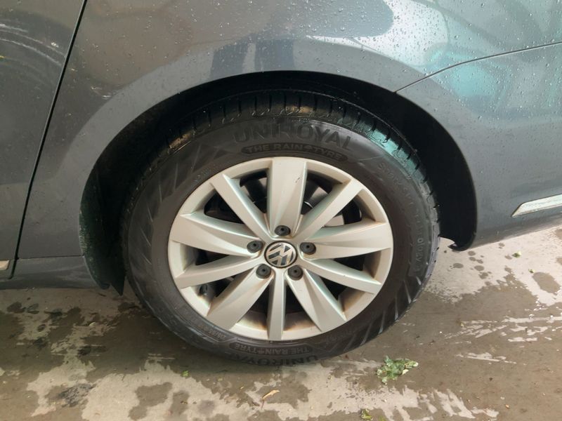 Volkswagen Passat 2.0 TDI Comfortline BlueMotion Tech 2014 – снимка 18