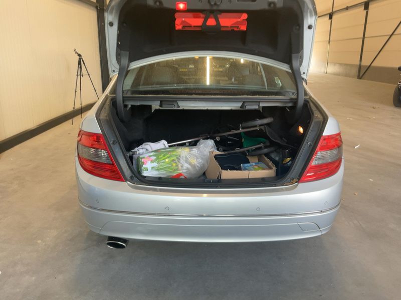 Mercedes-Benz C-Klasse C 200 CGI BlueEfficiency Avantgarde 2010 – снимка 15