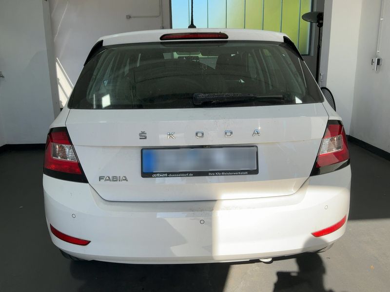 Skoda Fabia 1.0 TSI Ambition 2021 – снимка 7