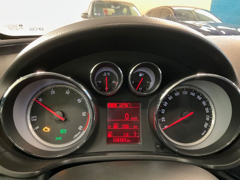 Opel Insignia Sports Tourer 2.0 CDTI Biturbo Cosmo Pack 2012 – снимка 4