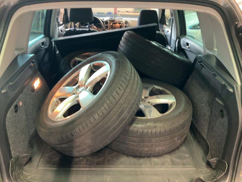 Volkswagen Tiguan 1.4 TSI Freestyle BlueMotion Tech 2011 – снимка 16