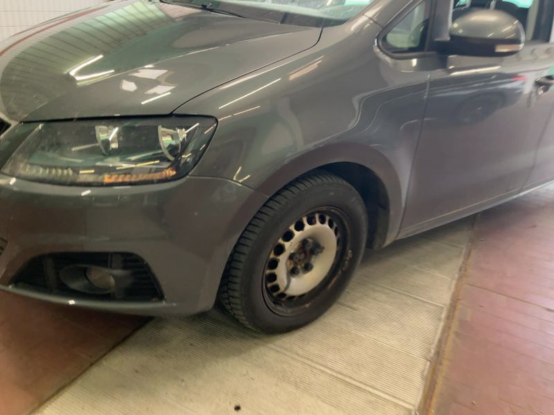 Seat Alhambra 1.4 TSI Style 2011 – снимка 2