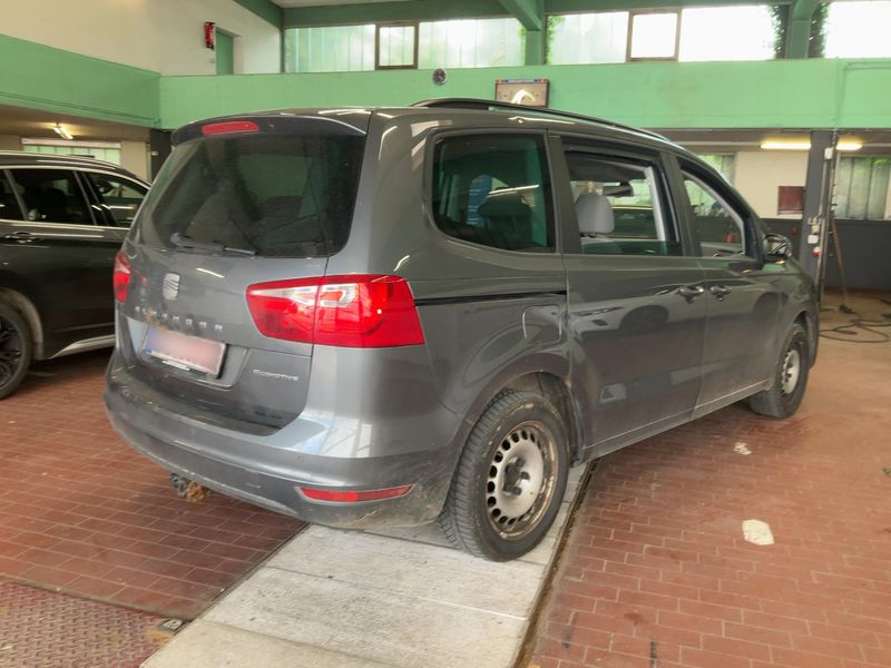 Seat Alhambra 1.4 TSI Style 2011 – снимка 8