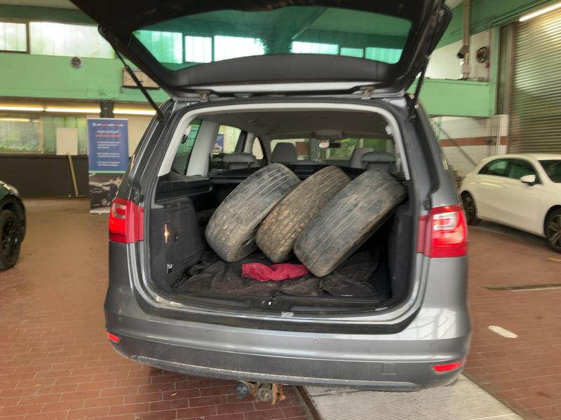 Seat Alhambra 1.4 TSI Style 2011 – снимка 16