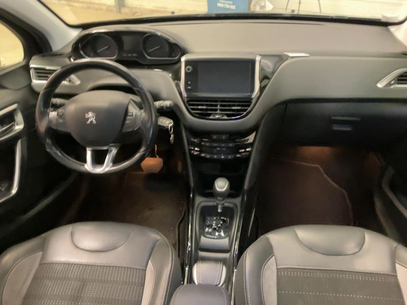 Peugeot 2008 1.5 Blue-HDi Allure 2018 – снимка 17
