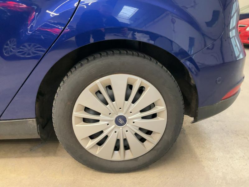 Ford Focus 1.0 EcoBoost Business 2016 – снимка 5