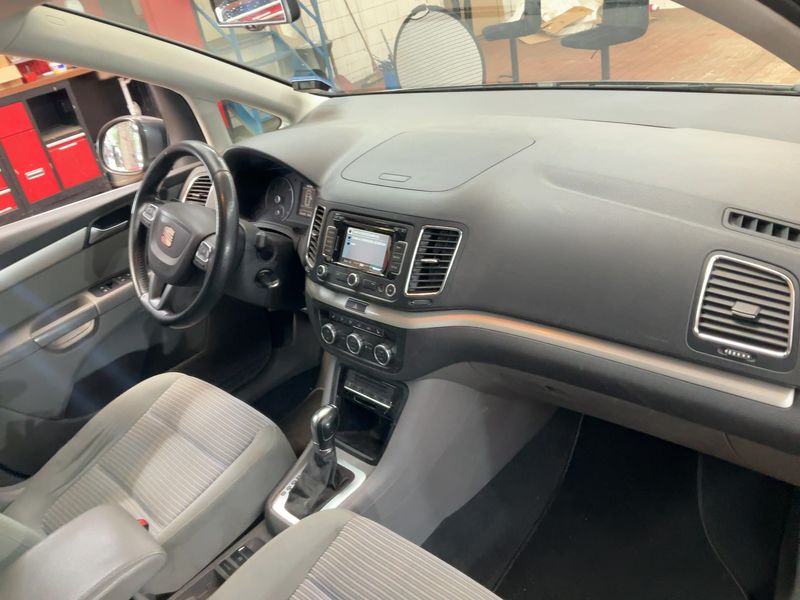 Seat Alhambra 2.0 TDI Style 2013 – снимка 18
