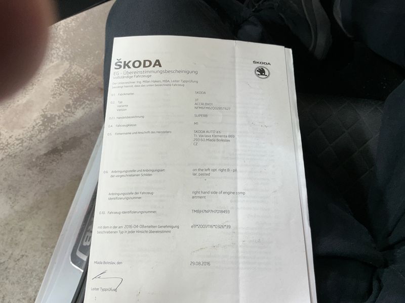Skoda Superb 2.0 TDI Style 2016 – снимка 22