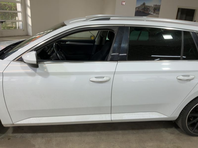 Skoda Superb 2.0 TDI Style 2016 – снимка 4