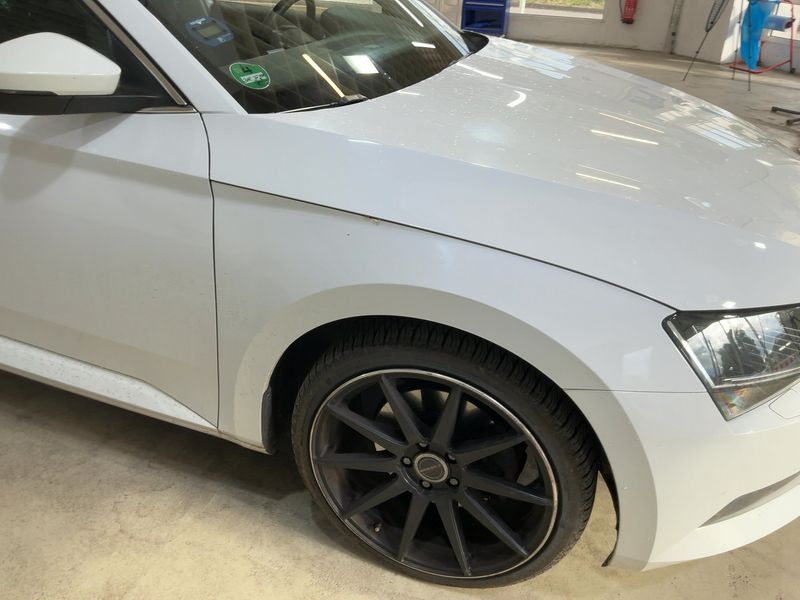 Skoda Superb 2.0 TDI Style 2016 – снимка 12