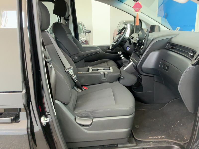 Hyundai Staria 2.2 CRDi Signature 2WD 2023 – снимка 16