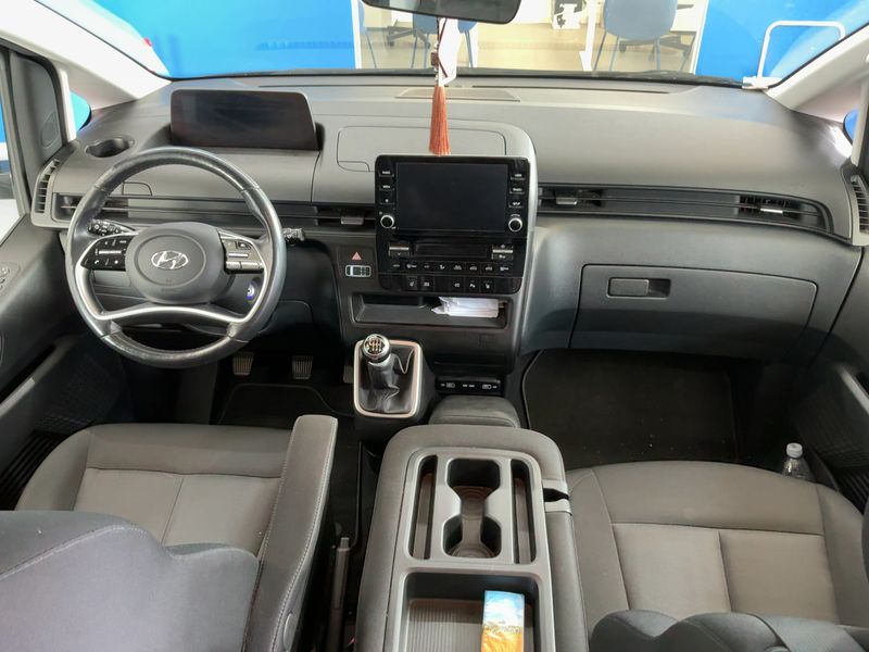 Hyundai Staria 2.2 CRDi Signature 2WD 2023 – снимка 17