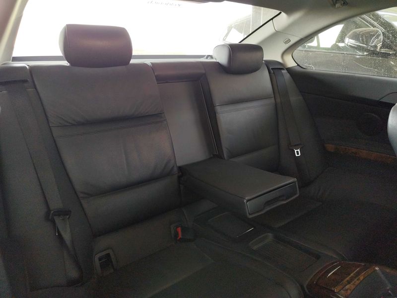 BMW 3er 325i 2008 – снимка 13