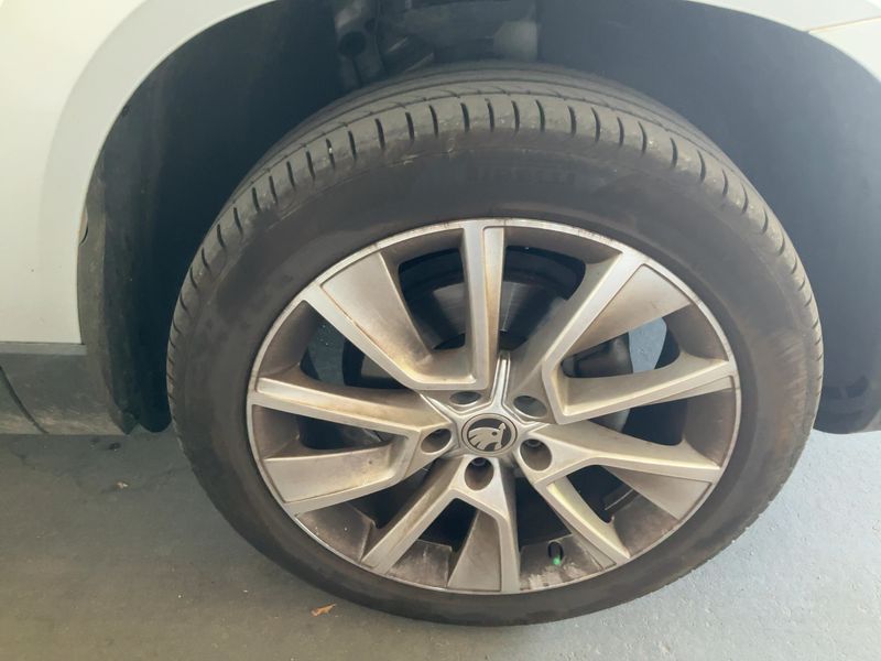 Skoda Karoq 1.0 TSI Ambition 2019 – снимка 11