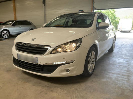 Peugeot 308 1.2 e-THP Active 2016 – снимка 1