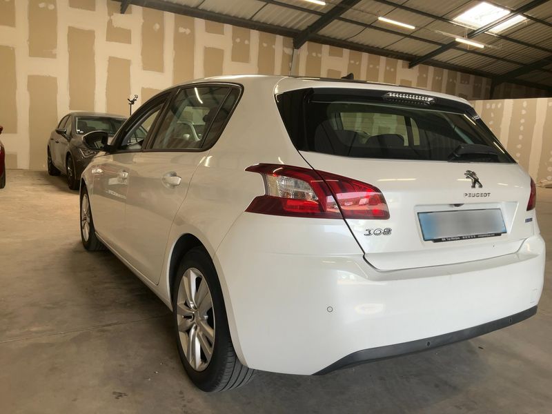 Peugeot 308 1.2 e-THP Active 2016 – снимка 6