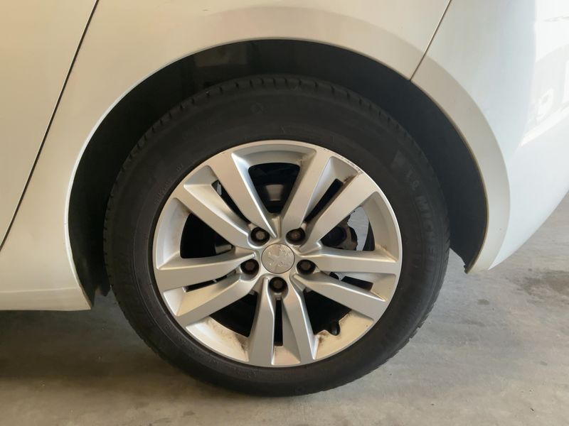 Peugeot 308 1.2 e-THP Active 2016 – снимка 5