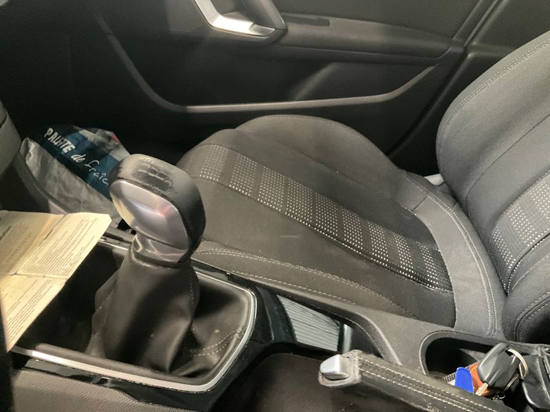 Peugeot 308 1.2 e-THP Active 2016 – снимка 23