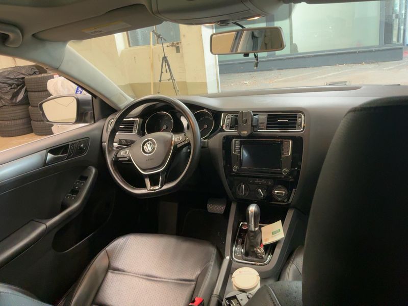 Volkswagen Jetta 2.0 TDI Allstar BlueMotion Tech 2018 – снимка 17