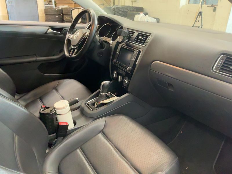 Volkswagen Jetta 2.0 TDI Allstar BlueMotion Tech 2018 – снимка 16