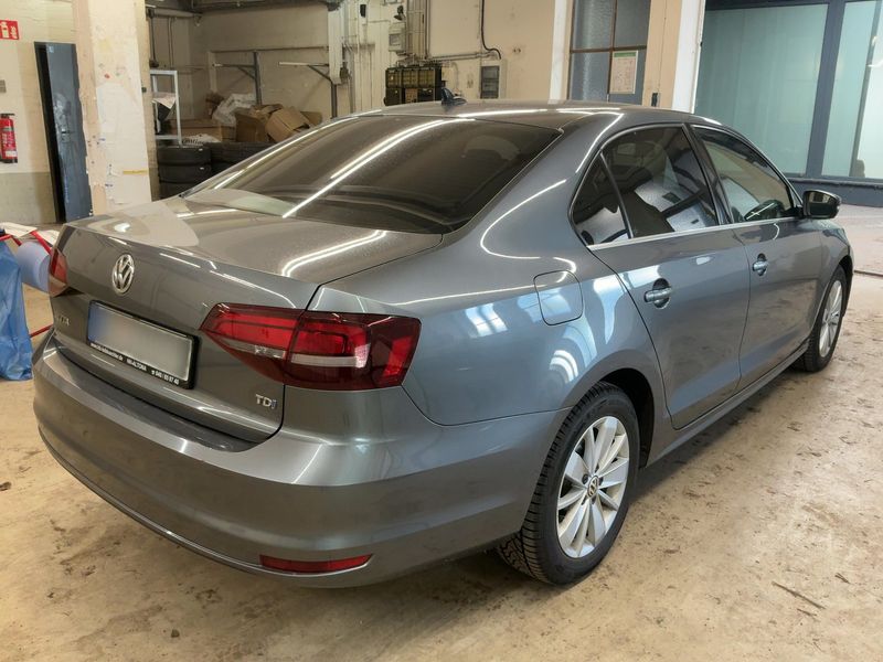 Volkswagen Jetta 2.0 TDI Allstar BlueMotion Tech 2018 – снимка 8