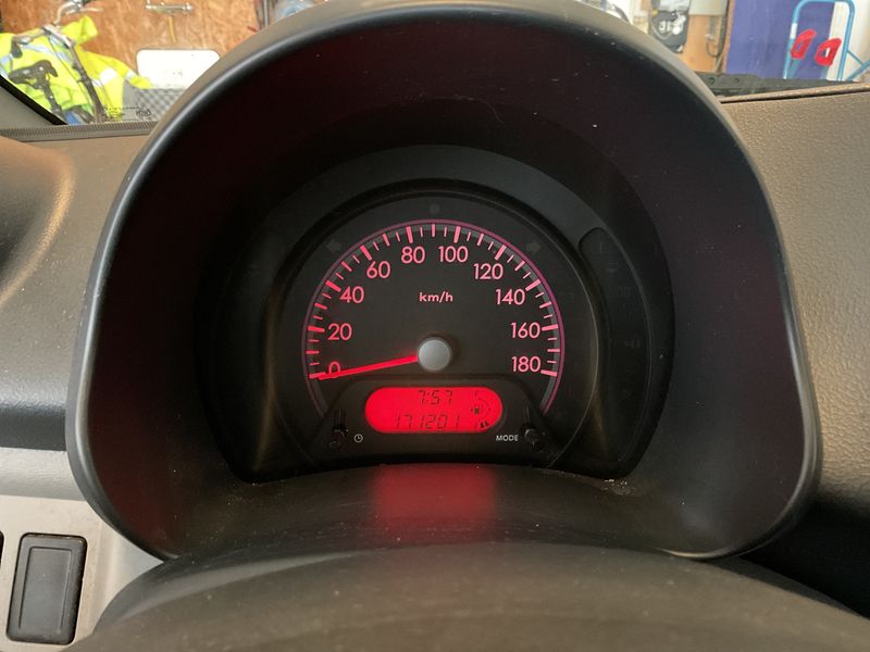 Nissan Pixo 1.0 Acenta 2011 – снимка 4