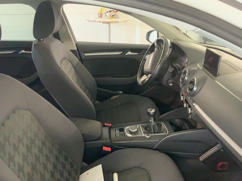 Audi A3 Sportback 2.0 TDI Attraction 2013 – снимка 16