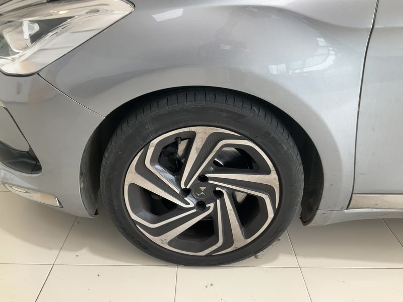 DS Automobiles DS5 2.0 Blue-HDi Style 2017 – снимка 3