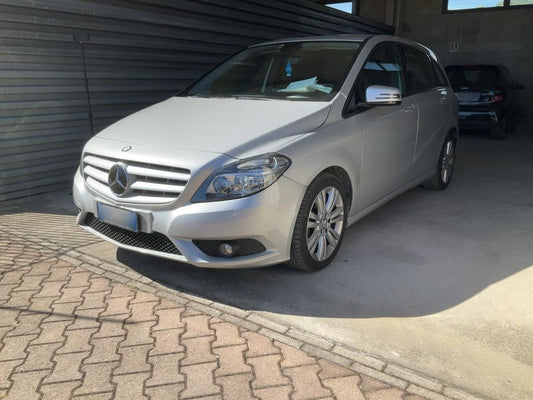 Mercedes-Benz B-Klasse B 180 CDI Executive 2013 – снимка 1