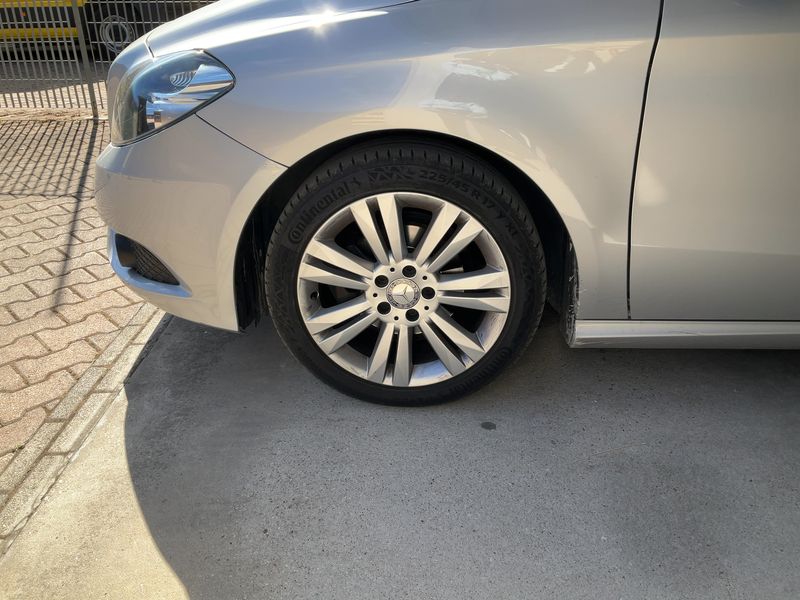 Mercedes-Benz B-Klasse B 180 CDI Executive 2013 – снимка 3