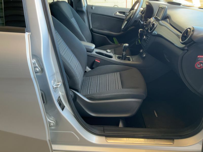 Mercedes-Benz B-Klasse B 180 CDI Executive 2013 – снимка 16