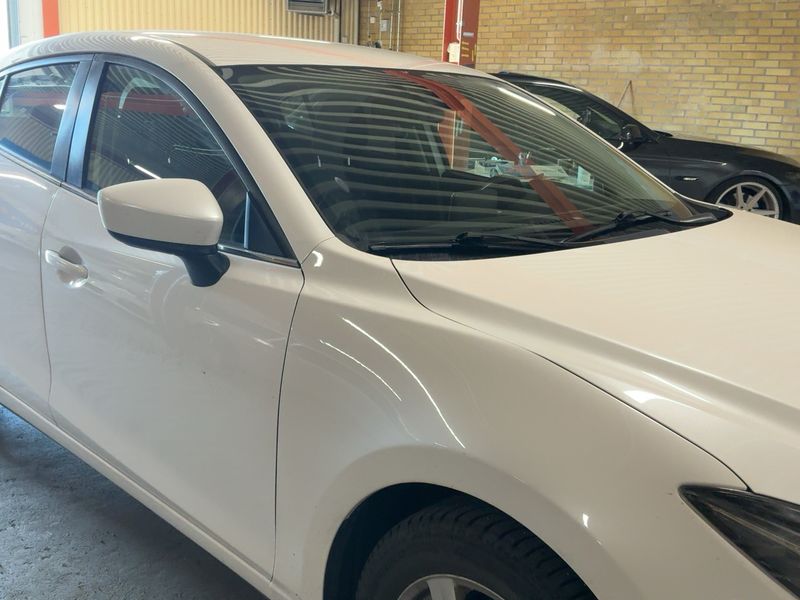 Mazda 3 2.0 Center-Line 2015 – снимка 12