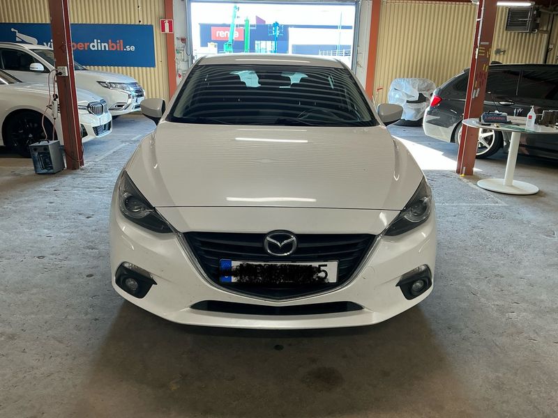 Mazda 3 2.0 Center-Line 2015 – снимка 14
