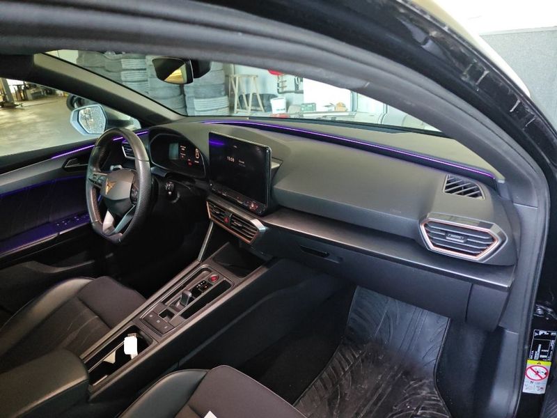 Cupra Leon Sportstourer 2.0 TDI 2023 – снимка 11