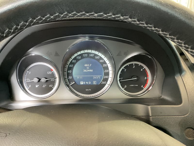 Mercedes-Benz C-Klasse C 180 CDI T BlueEfficiency Avantgarde 2011 – снимка 4