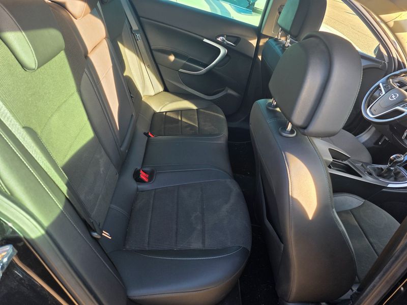 Opel Insignia Sports Tourer 2.0 CDTI Cosmo 2009 – снимка 14