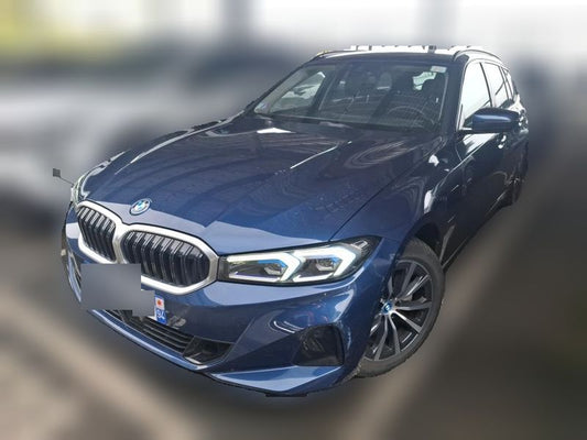 BMW 3er 320e xDrive 2023 – снимка 1
