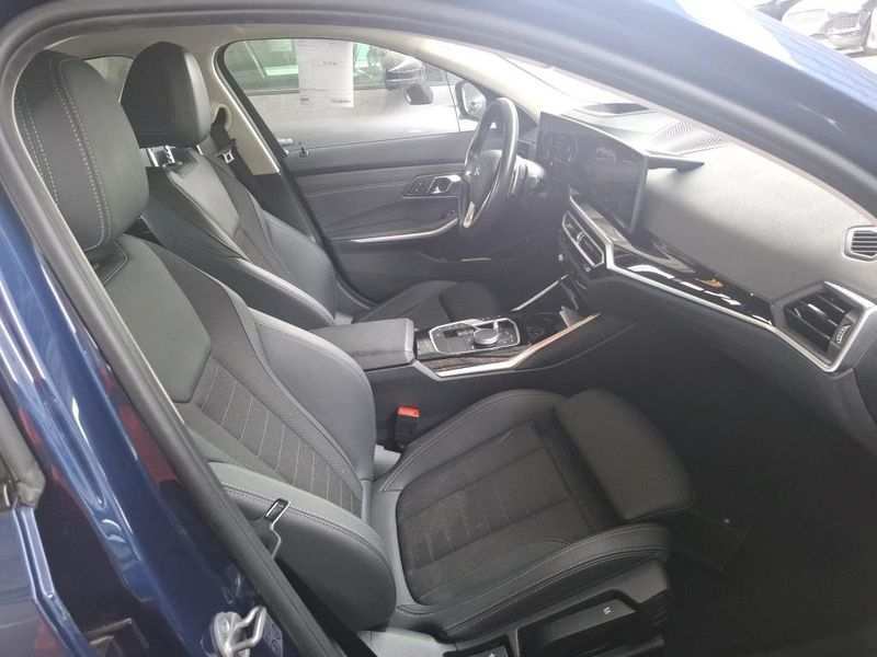 BMW 3er 320e xDrive 2023 – снимка 9