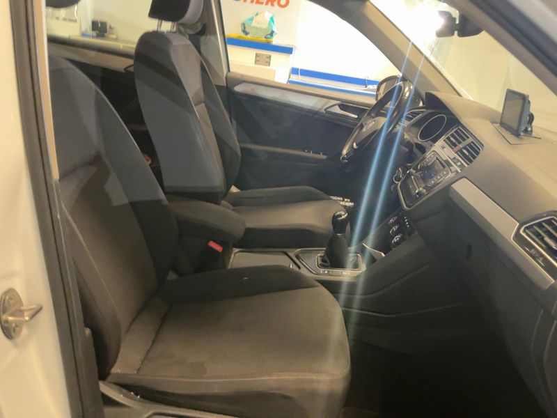 Volkswagen Tiguan 1.4 TSI Trendline BlueMotion Tech 2016 – снимка 16
