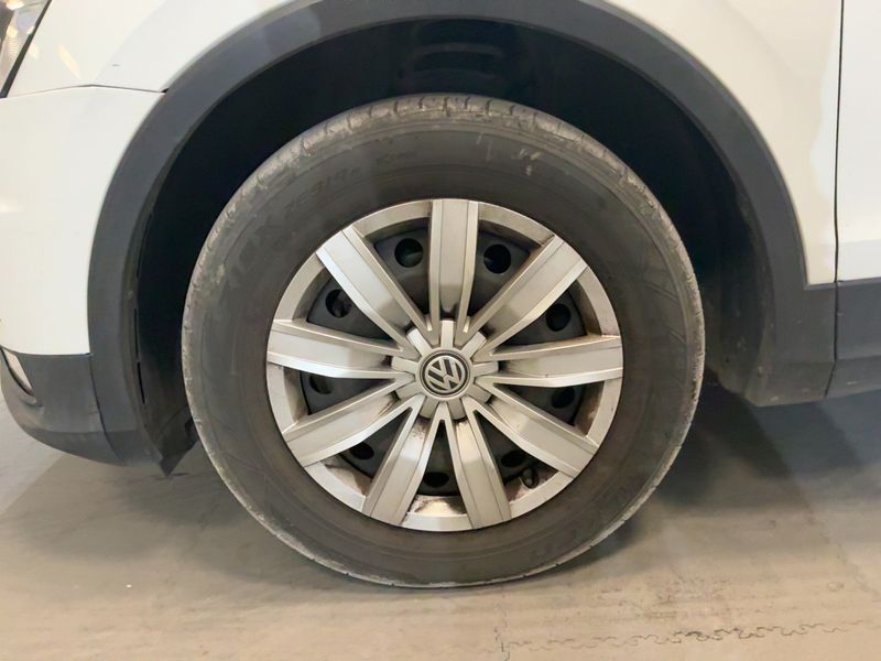 Volkswagen Tiguan 1.4 TSI Trendline BlueMotion Tech 2016 – снимка 3