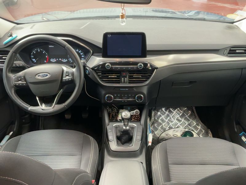 Ford Kuga 2.0 TDCi EcoBlue Mild-Hybrid Titanium 2020 – снимка 17