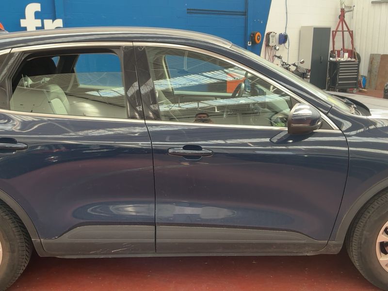 Ford Kuga 2.0 TDCi EcoBlue Mild-Hybrid Titanium 2020 – снимка 10