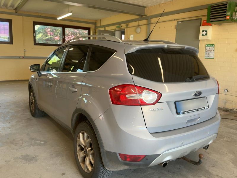 Ford Kuga 2.0 TDCi Champions Edition 2012 – снимка 6
