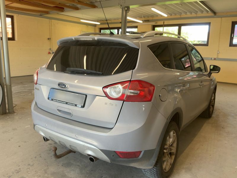 Ford Kuga 2.0 TDCi Champions Edition 2012 – снимка 8