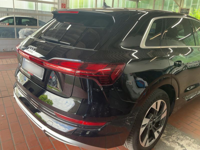 Audi e-tron 50 quattro S line 2021 – снимка 8