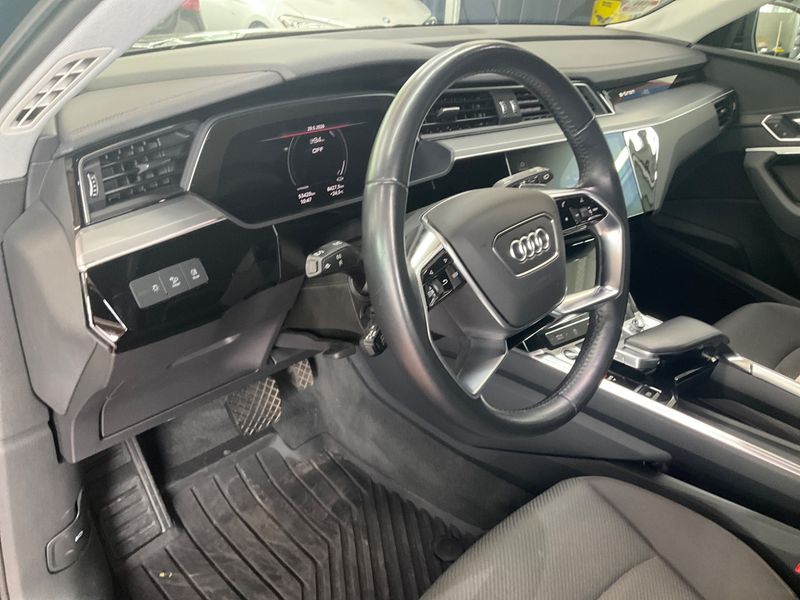 Audi e-tron 50 quattro S line 2021 – снимка 22