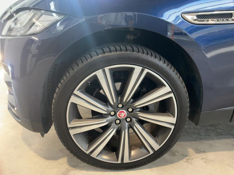 Jaguar F-Pace 30d Portfolio AWD 2017 – снимка 3