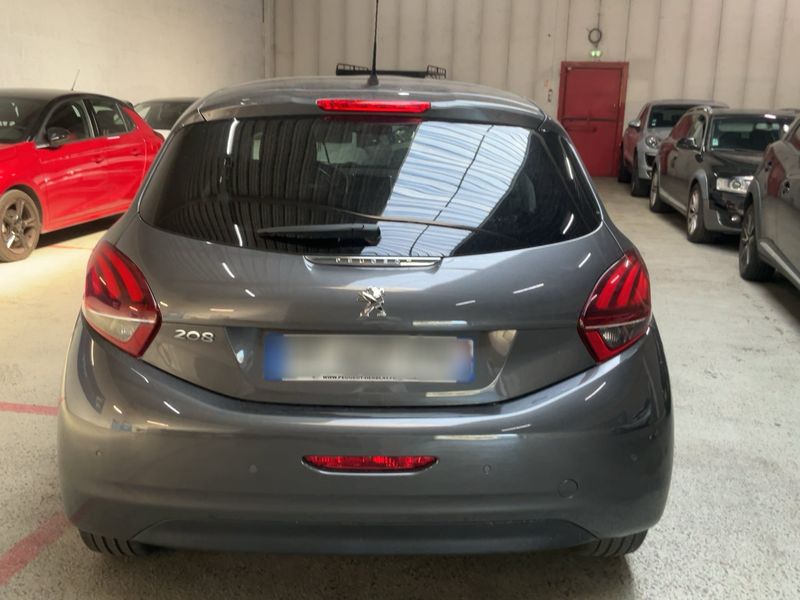 Peugeot 208 1.2 PureTech Allure 2019 – снимка 7