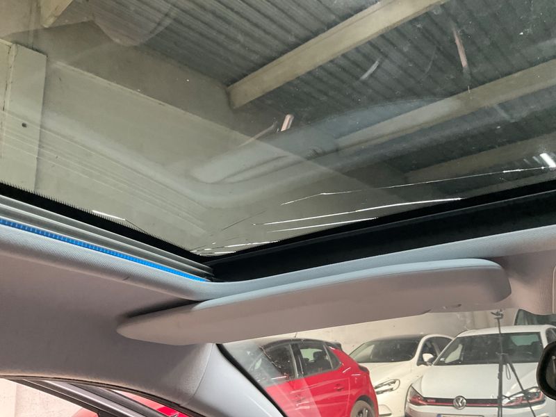 Peugeot 208 1.2 PureTech Allure 2019 – снимка 26