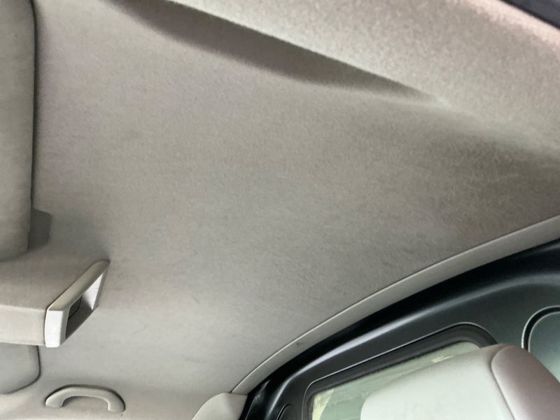 Volkswagen T5 Transporter 2.0 TDI Kasten-Hochdach lang 2010 – снимка 40